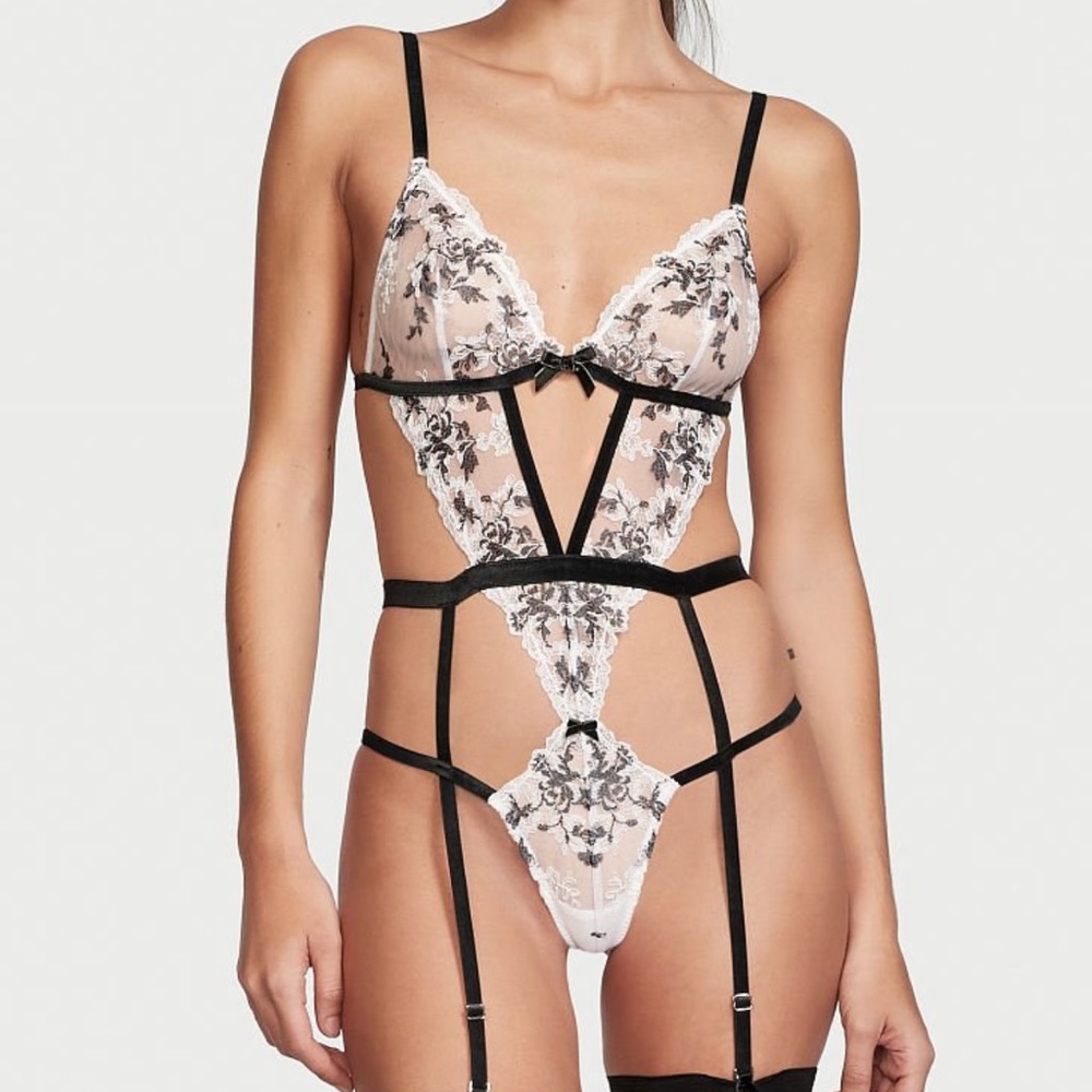 brand new victoria’s secret XS lingerie bodysuit (never worn)